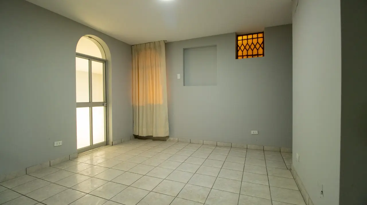 DEPARTAMENTO EN VENTA COMAS - Foto 4