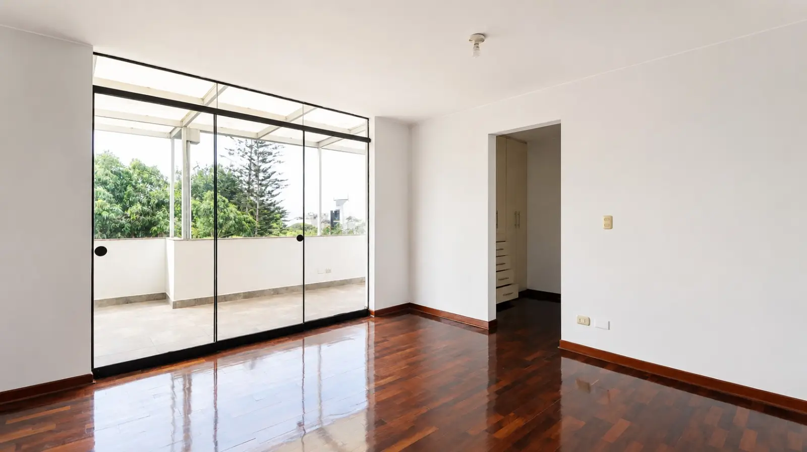HERMOSO DUPLEX EN VENTA SURCO - Foto 5