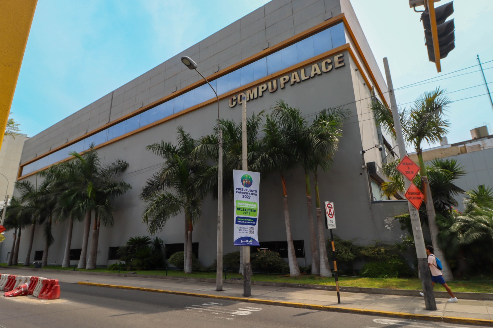 LOCAL EN VENTA MIRAFLORES