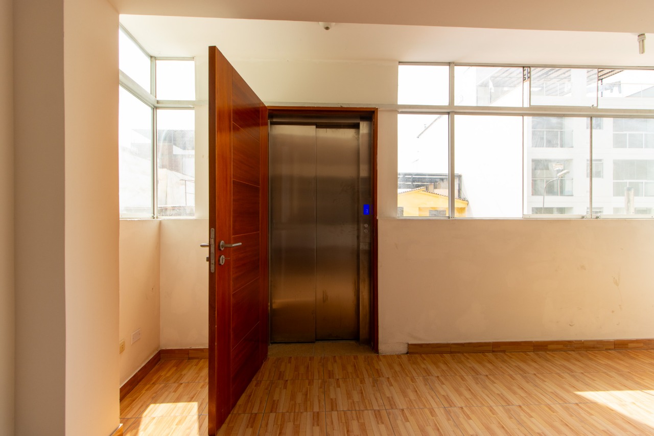 DEPARTAMENTO EN VENTA ATE MAYORAZGO - Foto 3